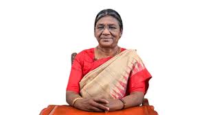 राष्ट्रपति द्रौपदी मुर्मू ने भरी राफेल जेट में उड़ान, बना इतिहास — अंबाला एयरबेस पर दिखा जज़्बा और गर्व