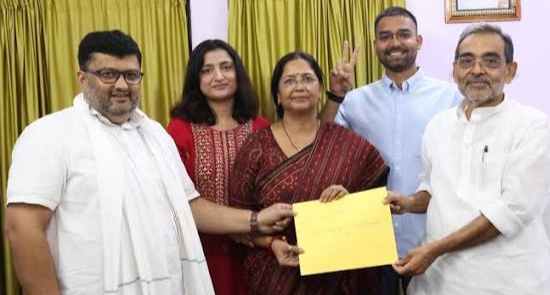 उपेंद्र कुशवाहा बेटे दीपक प्रकाश की मंत्री नियुक्ति पर प्रतिक्रिया देते हुए।