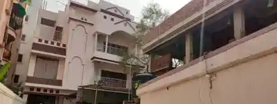 Damaged Scorpio after major road accident on NH-27 in Bihar