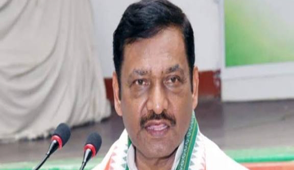 कांग्रेस सांसद अखिलेश सिंह का बयान, बिहार में नीतीश सरकार पर बीजेपी के दबाव का आरोप