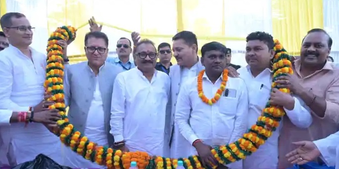 बेलागंज में जदयू प्रत्याशी मनोरमा देवी के समर्थन में मंत्री अशोक चौधरी और छोटू सिंह का जनसंपर्क