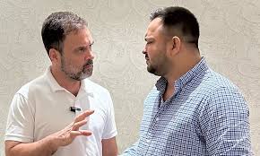 Congress leaders criticizing Tejashwi Yadav during Bihar election review meeting.